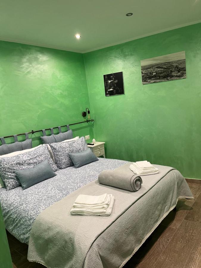 Casa Vacanze La Ripa Sutri Kültér fotó